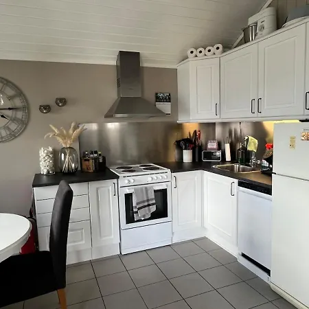 Sjohus Med En Praktfull Utsikt Μπόντο